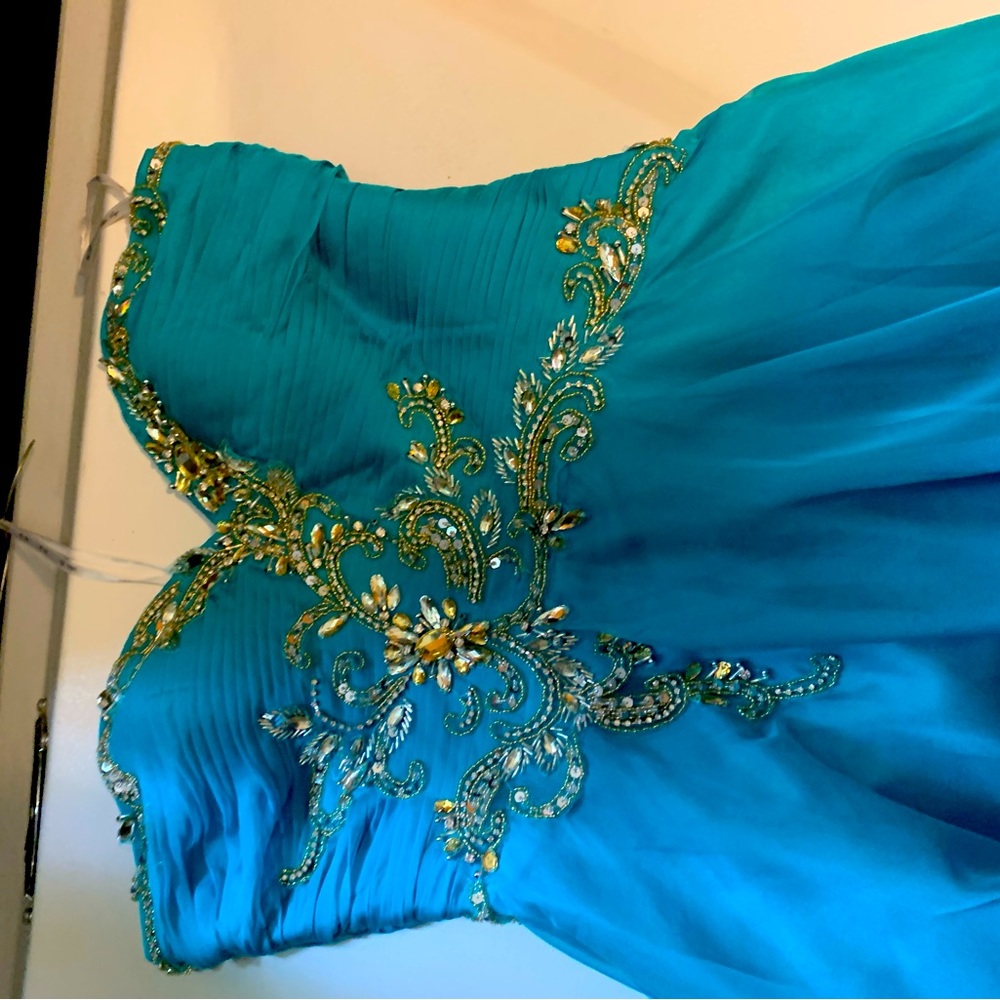 Formal dress size 12 brand new